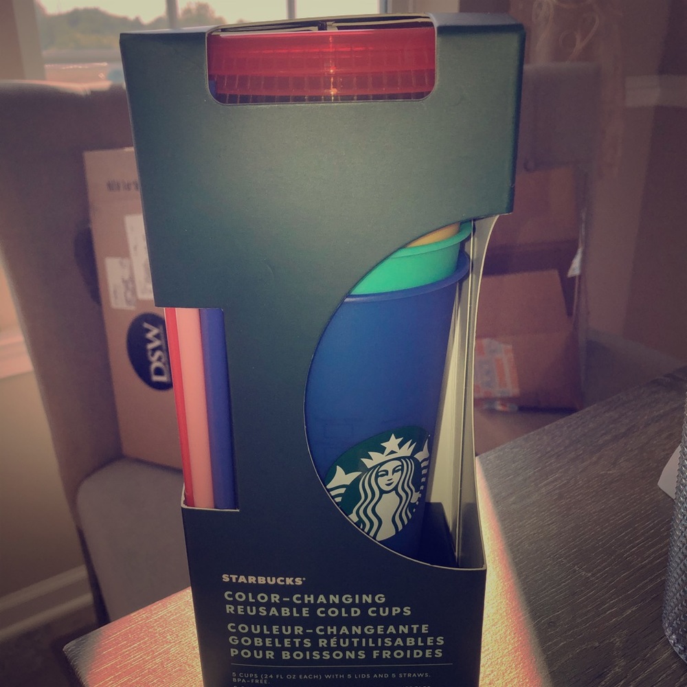 Starbucks color changing cups